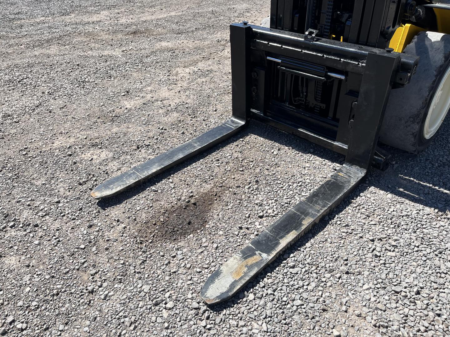 ./imagenes/INVOICE/2019/16967/MONTACARGAS A GAS  YALE GLPO060T (9).JPG